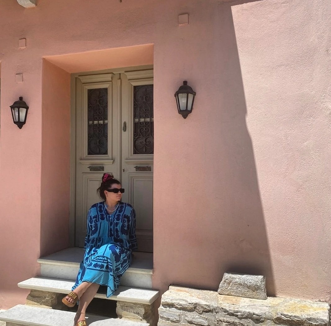 Ελένη Παπαχαραλάμπους, Εκπολιτιστικός Σύλλογος «Οι Εννέα Μούσες», Αγία Τριάδα, Λιβαδειά, Βοιωτία.