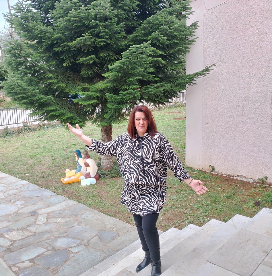 Σωτηρία Σπάρου, Εκπολιτιστικός Σύλλογος «Οι Εννέα Μούσες», Αγία Τριάδα, Λιβαδειά, Βοιωτία.