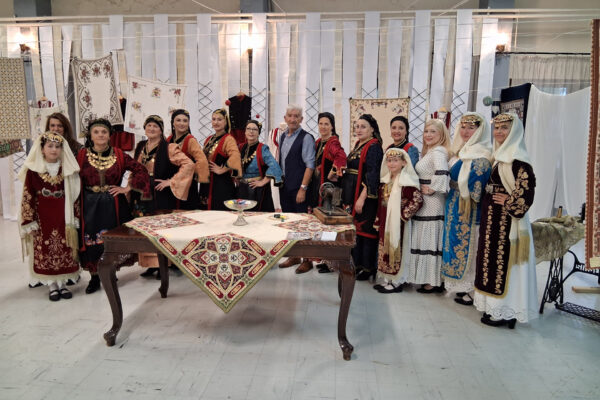 Αγία τριάδα Λιβαδειά, γιορτή Αγίου Πνεύματος 2026 Κεντώντας τη Μνήμη